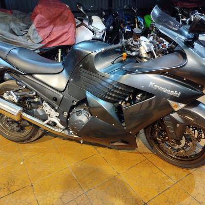 KAWASAKI ZX-14R
